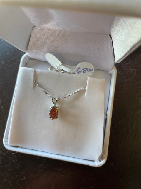 Garnet 5x7 cab pendant